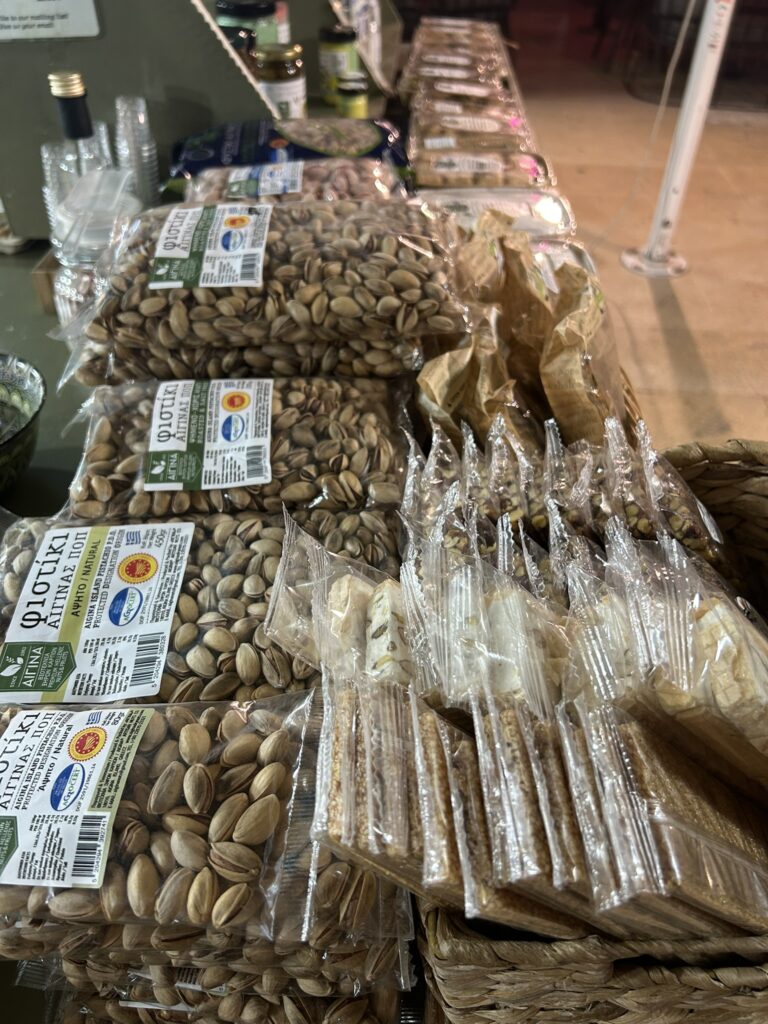 Distintas formas de disfrutar los famosos pistachos de Egina