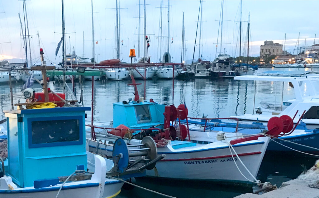 Pérdika, Souvala, Portes, Paxeia Raxi, Lazárides y otros pueblos de Egina en Grecia