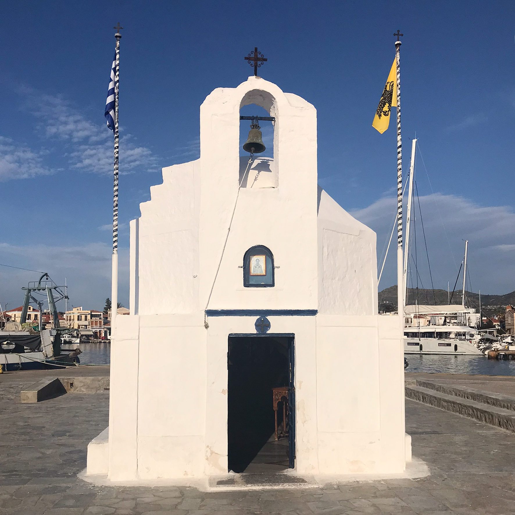Iglesia ortodoxa en Egina